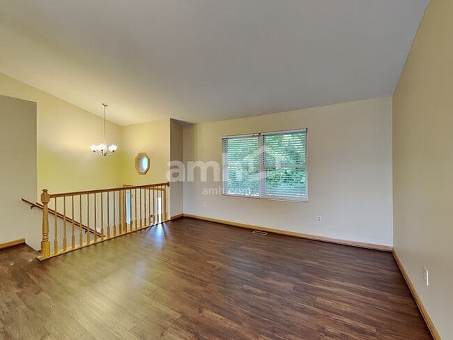 Photo - 204 Inverness Trl