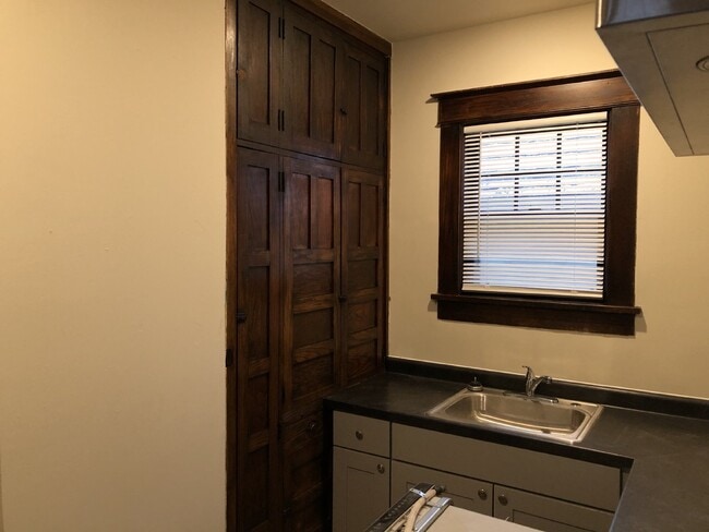 Photo - Huge 5 Bed 2 Bath home near UWEC with big ...