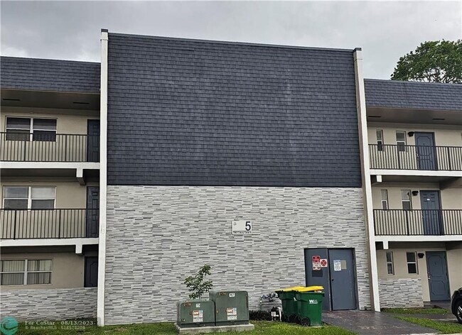 Photo - 7960 S Colony Cir Unit 306