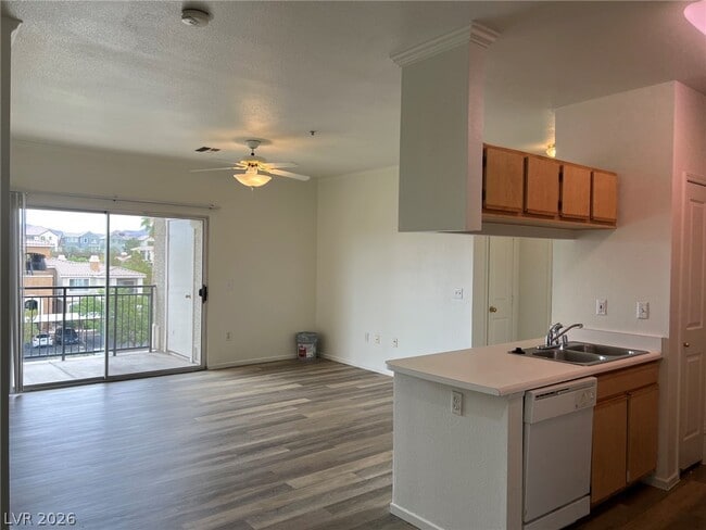 Photo - 2900 Sunridge Heights Pkwy Unit 935