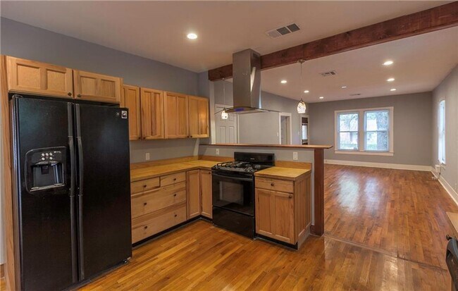 Photo - 4517 Avenue F