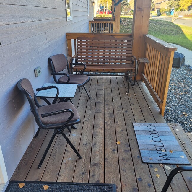 Photo - 8246 Rovenna St