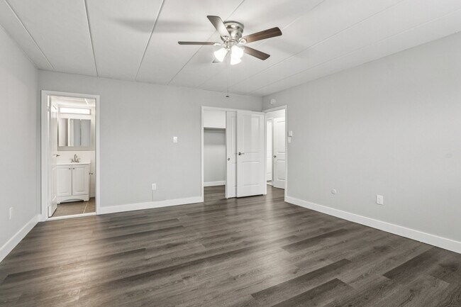 Photo - Laverock Place