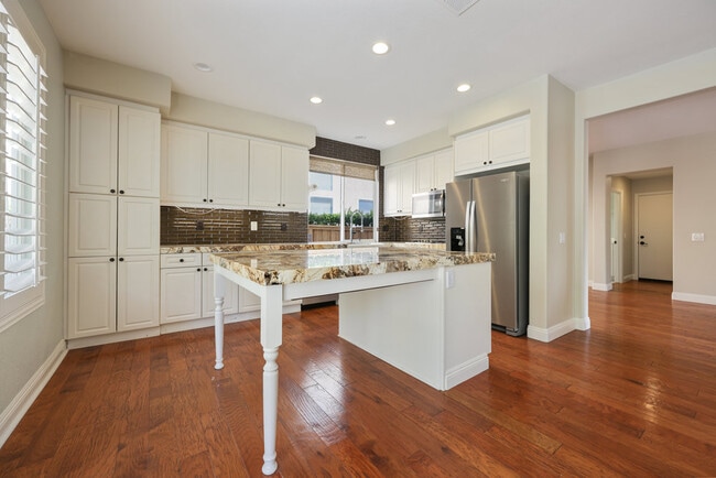 Photo - 11920 Mil Pitrero Rd