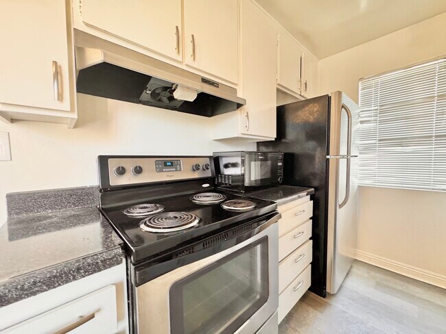 Photo - 3555 San Marino St Unit 206