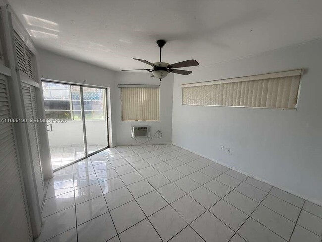 Photo - 1663 NE Miami Gardens Dr Unit 140