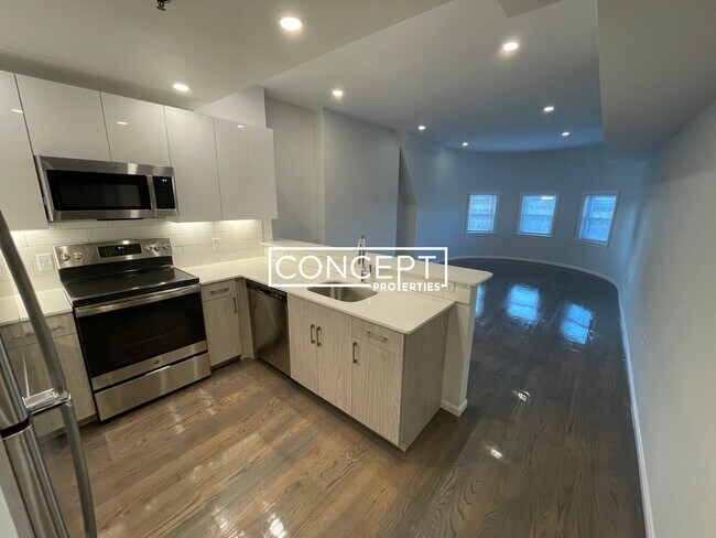 Photo - 1406 Beacon St Unit 3CP