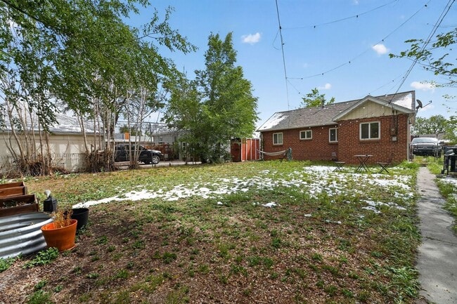 Building Photo - 4745 Zuni St