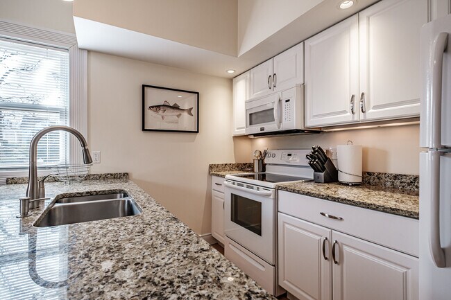 Photo - 161 Pearl St Unit 1