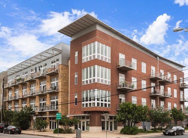 Photo - 2124 E 6th St Unidad 22534