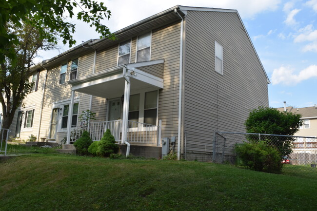 Photo - 27 N Athol Ave Townhome