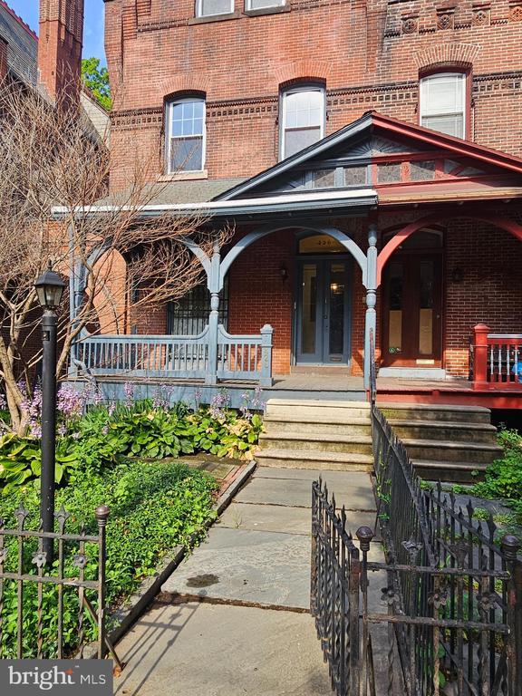 Building Photo - 426 S 42nd St Rental
