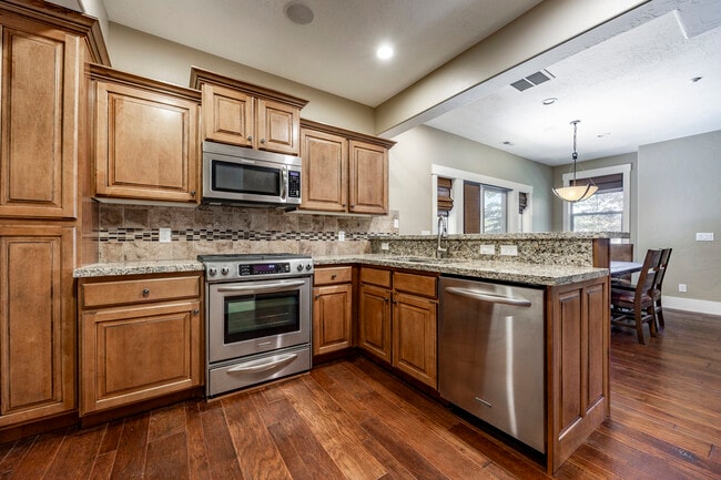 Photo - 852 W Carving Edge Ct