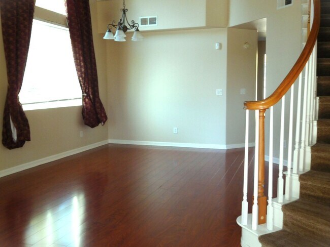 Photo - Gorgeous Golden Valley aHome