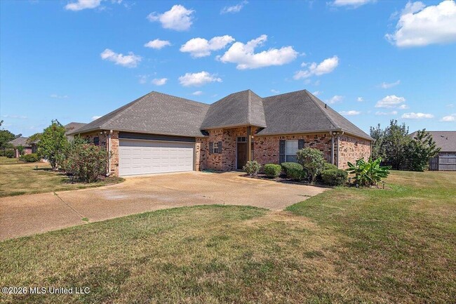 1022 Trinity Dr