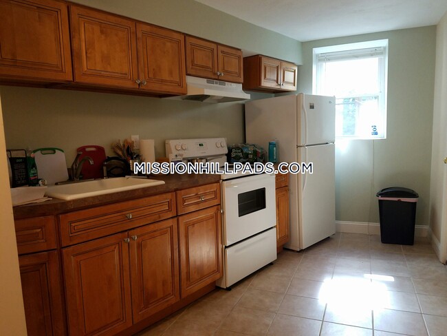 Photo - 895 Huntington Ave Apartment Unit G-1