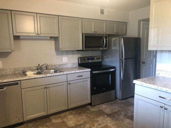 Photo - 1108 S. 4th Street