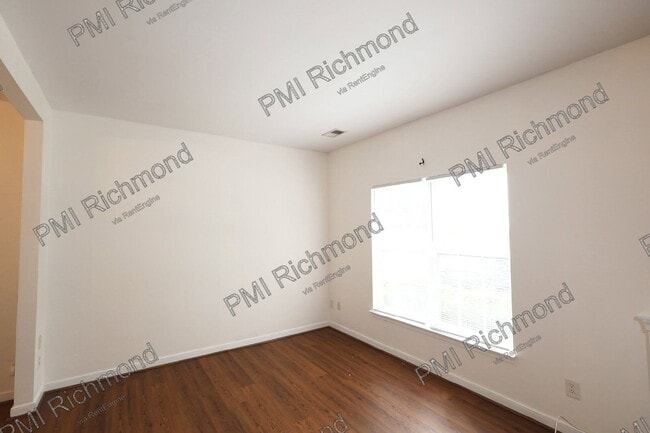 Photo - 8607 Millstream Dr