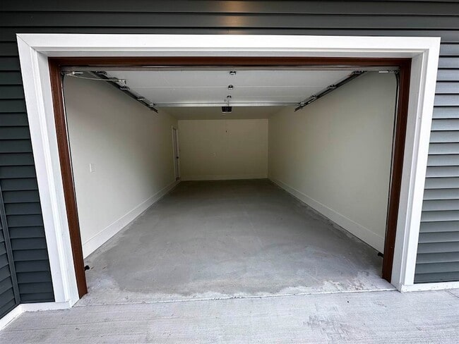 Photo - 530 State St