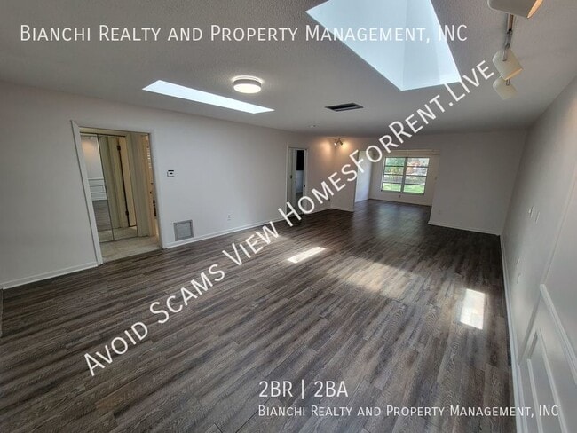 Photo - 1657 S Lake Ave Unidad #3