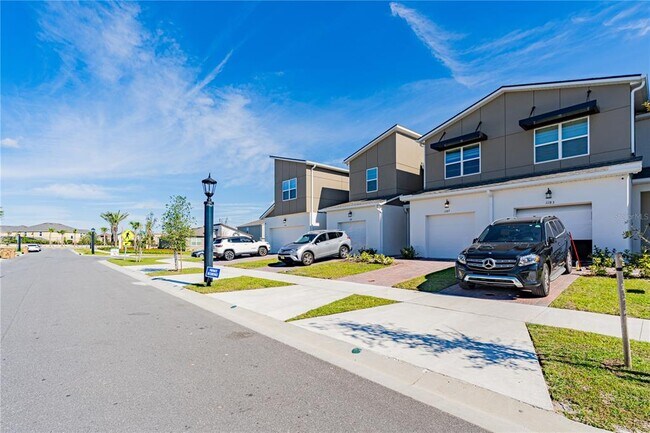 Photo - 1187 Boardwalk Pl