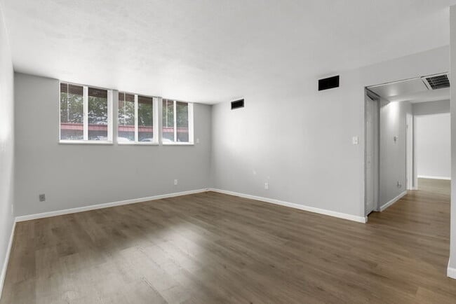 Photo - Recently updated 2 bedroom condo with upgr...