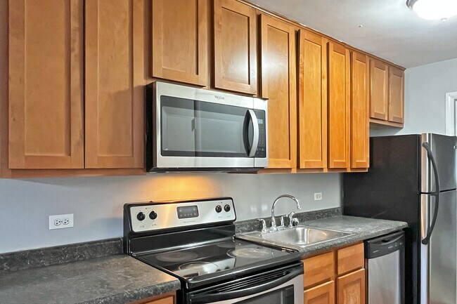 Photo - 405-407 Washington Blvd.