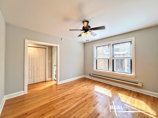 Building Photo - 612 W Patterson Ave Unit Studio Rental
