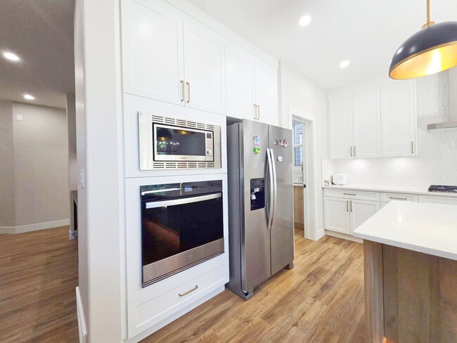 Photo - 6636 Crawford Lndg SW
