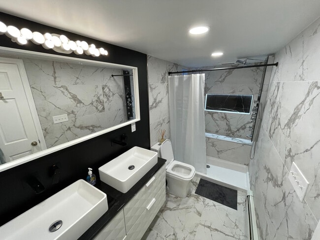 Photo - 24 Epworth St Unit 1A