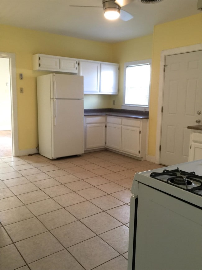 Photo - 1206 S Abe St