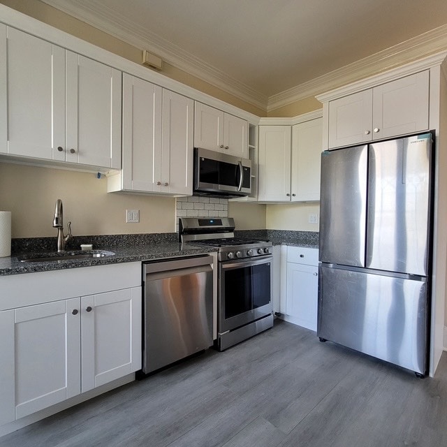 Photo - 10 S Cottenet St