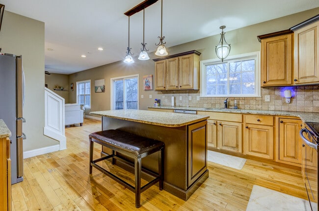 Photo - 107 Bogie Hills Dr