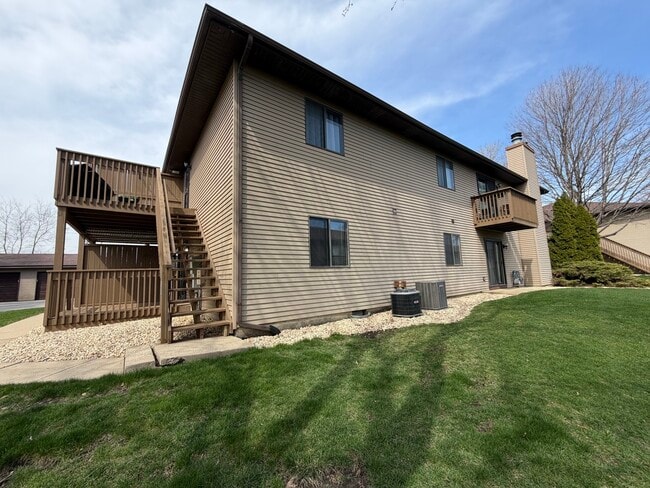 Photo - 1109 Kane St