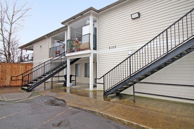 Photo - 8102 SE Lambert St Unit 3