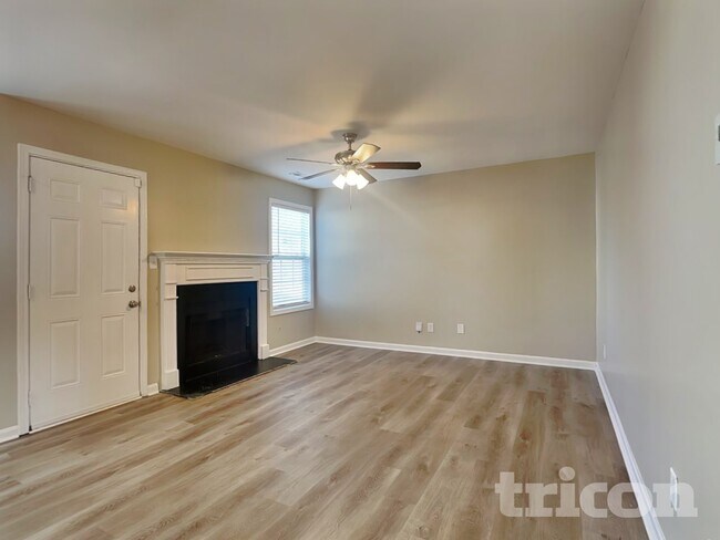 Photo - 800 Betsy Ross Trail