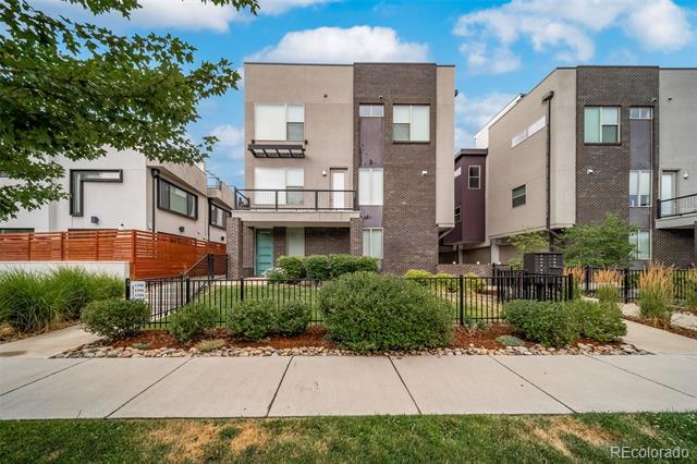 Photo - 1752 N Williams St