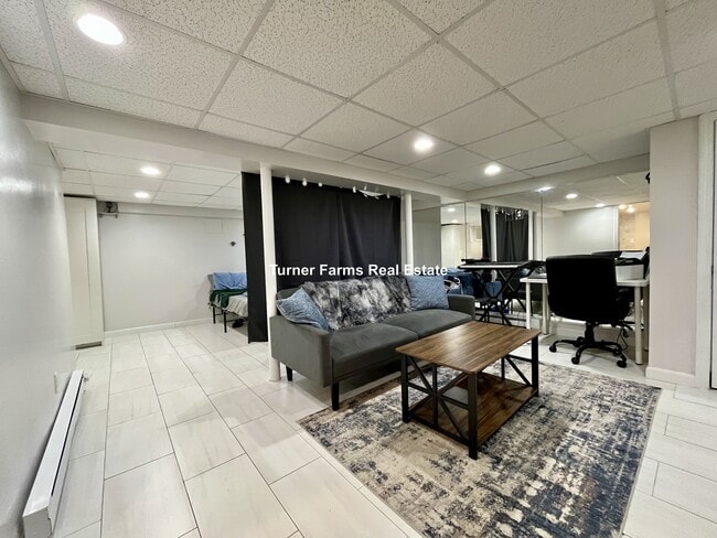 Photo - 77 Fairfax St