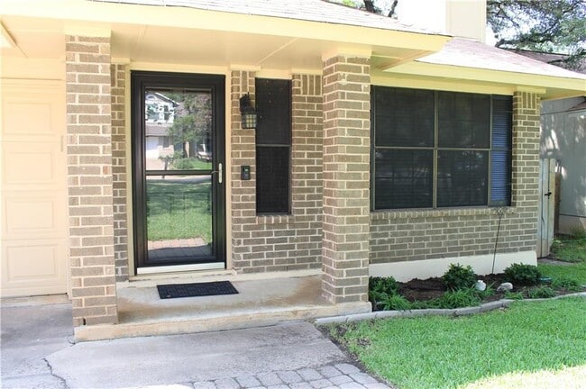 7422 Dallas Dr