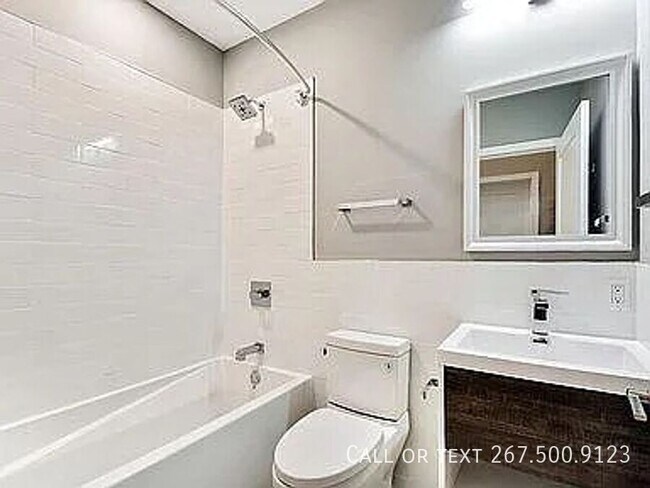 Photo - 1523 W Girard Ave Unit 103