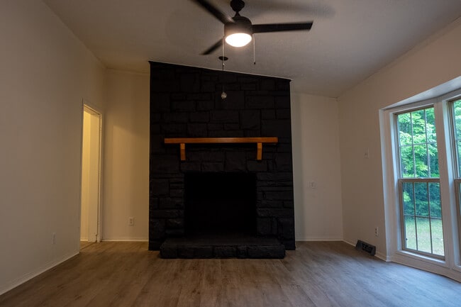 Photo - 10964 N Mackinaw Hwy