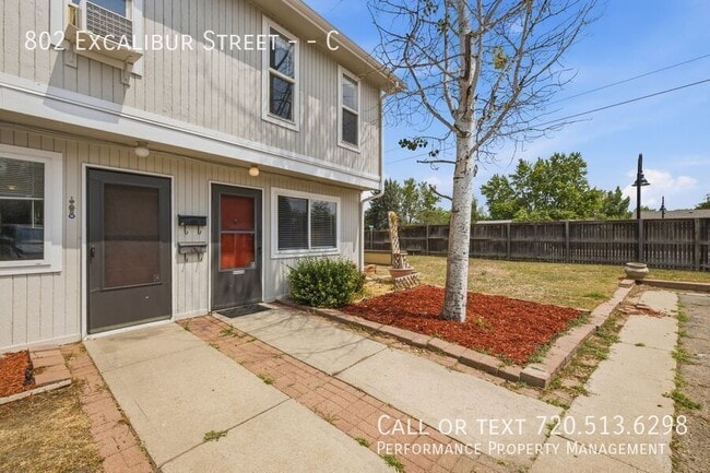 Photo - 802 Excalibur St
