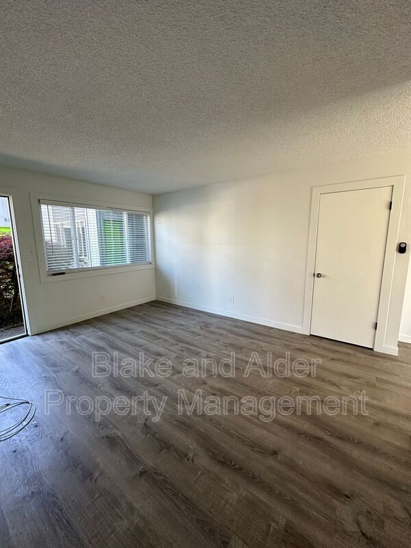 Photo - 838 SE 42nd Ave