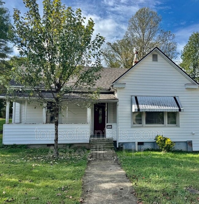 Photo - 121 Oakdale St