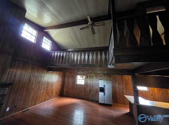 Photo - 124 Kirby Ln