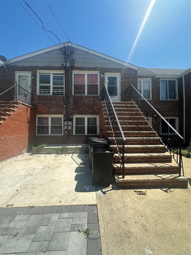 Photo - 12-1510 Beach St Unit 2