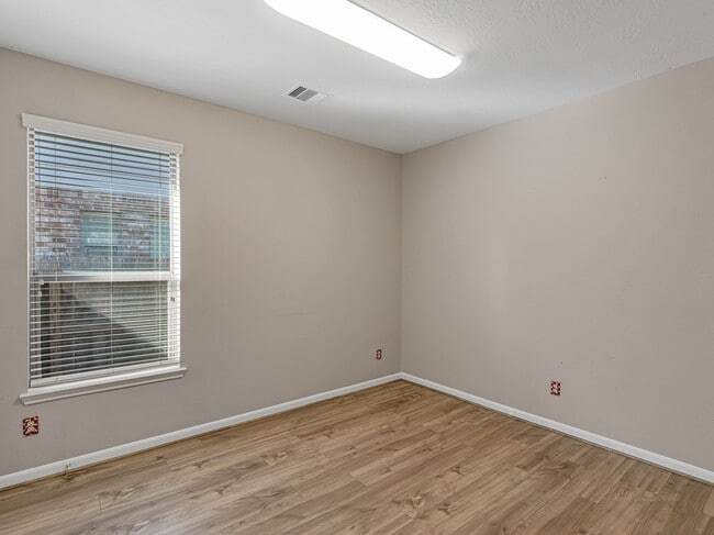 Photo - 11103 Avery Oaks Ln