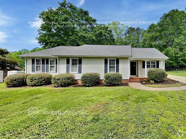 Building Photo - 229 Hughey Dr Rental