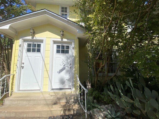 Photo - 1404 W 12th St