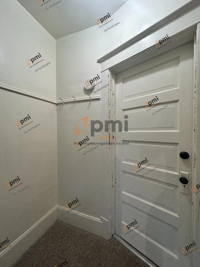 1122 Spring St Unit D